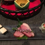 山本小屋 ふる里館 - 山うどの寿司・鴨の燻製・もち米クレープ