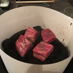 山本小屋 ふる里館 - 信州牛の溶岩焼き