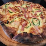 山本小屋 ふる里館 - 朝食のピザ