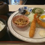 とんまさ - 日替り海老フライ850円（税別）