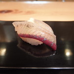 幸寿し 本店 - トビウオ　甘めのタレが