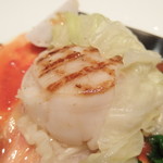 エッサンス - 巨大なホタテでした！