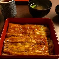 つきじ宮川本廛 - 甘すぎず、べとつかず、最後までもたれず飽きずに食べきれるバランスの良さ。