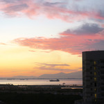 Gusto Cafe - 美しい朝焼け ＠7am