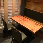 オステリア あんじゅ 西麻布 - テーブル席