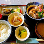 三河屋 - 鯉の甘煮定食