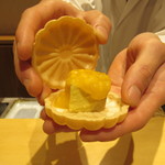 銀座 しのはら - 最中 フォアグラ マンゴーソース