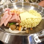 韓国料理 benibeni - プデチゲ