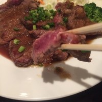たくあん・牡丹亭 - 焼き加減は良い感じ