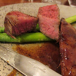 Restaurant Cinq - 5】ライギオールのナイフで、脂多めの肉でした(夜の6000円コース)