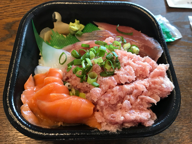 瀬戸内海鮮丼丸 西原店 セトウチカイセンドンマル 祇園新橋北 海鮮丼 食べログ