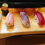 市原江戸銀 - イクラ、平目