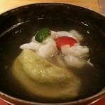 お椀：天草の鱧、賀茂なす、梅肉