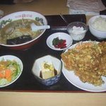 一歩堂 - 唐揚げ定食（これで昼\700）