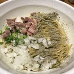 煮干そばセットの替え玉（油そば）胡椒がたっぷりかかってます