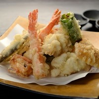 いろいろ天ぷら盛合せ