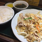 南京路 - ♪肉玉定食 ￥700