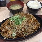 大分名物 日田やきそば まる喜 - 日田やきそばセット８４０円