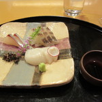 懐石料理 はし本 - お造り：鯛・縞鯵・帆立
