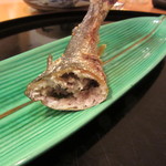懐石料理 はし本 - 鮎の塩焼き（尾）　断面