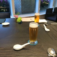 中国料理 翡翠宮 - かなり贅沢なビール。