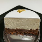 ドゥブルベ・ボレロ - まろやかでコクのあるバニラクリームと、コーヒー風味ガナッシュのほろ苦さが合う！