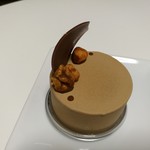 ドゥブルベ・ボレロ - イタリアピエモンテ産のヘーゼルナッツ尽くし、ノワゼット・ピエモン540円