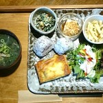 小春日和 - 小春定食。キッシュのランチ。