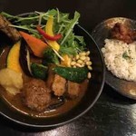 Rojiura Curry SAMURAI． 神楽坂店 - 侍まつり(ラムハンバーグ、豚角煮、ザンギ) 