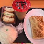 高雄包手 - NT$75≒280円の朝食