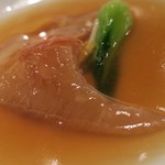 赤坂璃宮 - ふかひれの姿煮　ズームアップ