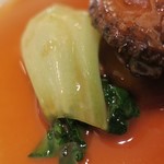 赤坂璃宮 - 蝦夷アワビの濃厚ソース煮込み　ズームアップ