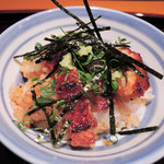 まるや本店 - 2杯目は薬味をかけていただきます。
      う～ん、美味しいぃぃ。
      