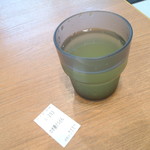 赤松パーキングエリア（上り線）モテナス - セルフの冷たい緑茶