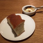 スガハラ - パン（フォカッチャ） + マスカルポーネ