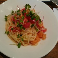 炉端イタリアン ICORIBI 堂島 - 2017/7 ランチ  フルーツトマトとスモークサーモンの冷製パスタ 850円