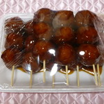 富永精肉店 - 人気の手作り肉だんご串１本１３０円