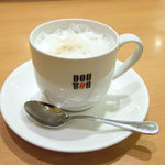 ドトールコーヒーショップ - 豆乳ラテM、340円。
