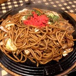 焼きそばと生パスタ ニコル - ソース焼きそば大盛（680円＋200円）