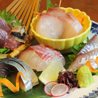 [Fresh seafood wasshoi! 】We offer seasonal fresh fish daily★