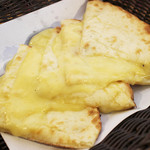 cheese naan