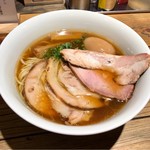 松戸中華そば 富田食堂 - 特製中華そば(醤油）