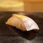 日本橋蛎殻町 すぎた - イサキ