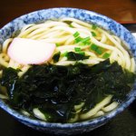 宝来家 - ワカメうどん