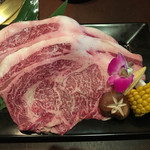 焼肉ダイニング 牛源 - 大き過ぎて一枚しか乗りません 嬉しい 楽しい