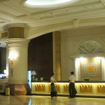 Putrajaya Marriott Hotel - ロビーに現れた MH クルー