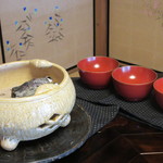 比良山荘 - 炭火が持ち込まれ