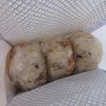 比良山荘 - 鮎めしの残りを、お握りにして