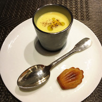 レストラン リューズ - とうもろこしの冷たいスープ