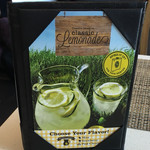 B Grill by BOA Steakhouse - レモネードに決めた！